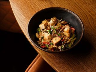 Яєчний рис курячим філе (320g)