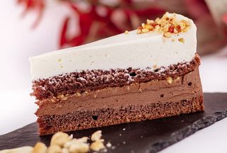 Торта с два вида мус 190гр.