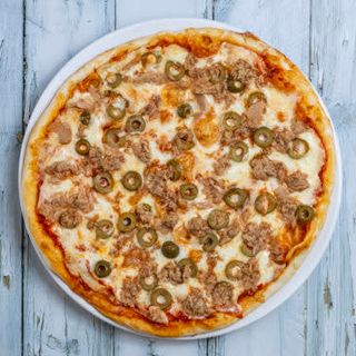 Pizza De Atún (Familiar)