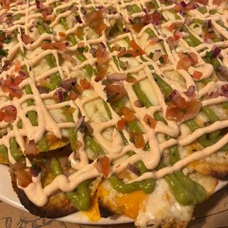 Nachos de pollo chipotle