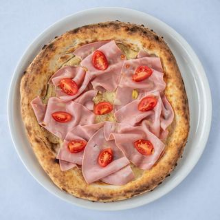 Пица Мортаца