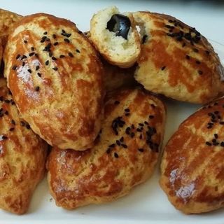 Olive pastry / Zeytinli poğaça