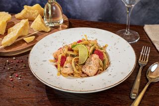 Tagliatelle cu somon