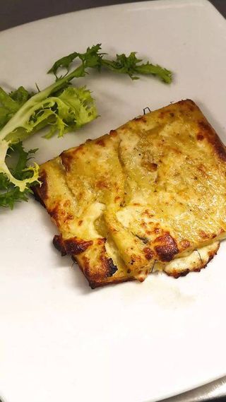 Lasagna con crema di robiola e carciofi