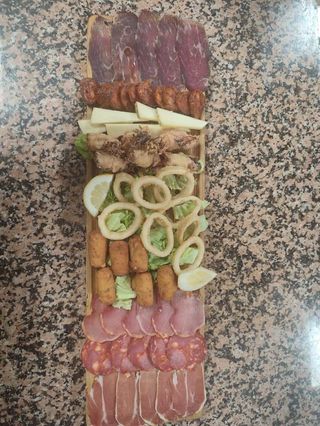 Entremeses fríos y calientes 