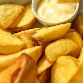 Meia Dose Batata Frita com Molho Pitta