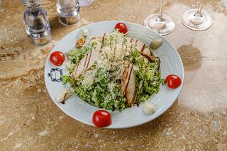 ცეზარი ქათმით