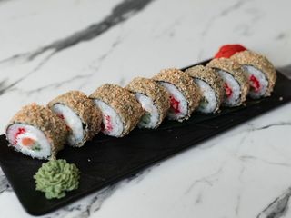 Рол темпура з лососем (300g)