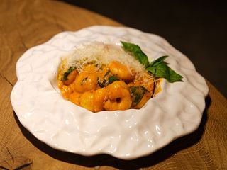 Ньоки з креветками (300g)