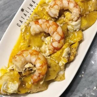 Huevos Rotos Con Gambón