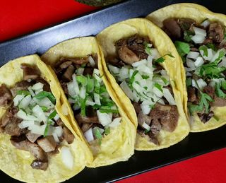 TACOS DE LENGUA 4UD 
