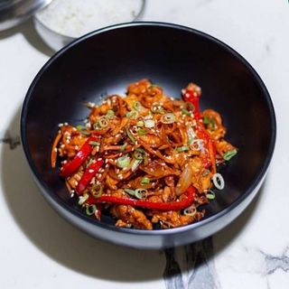 Меун Твейджи