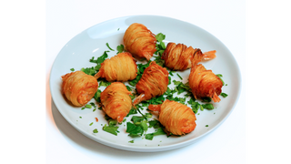 Krewetki rollowane w ziemniakach (8szt)