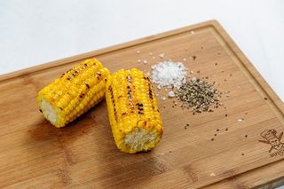 Grillowana kukurydza, masło chipotle