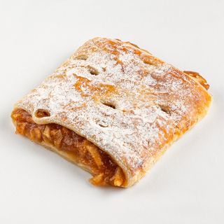 Pšenična štrudla jabuka