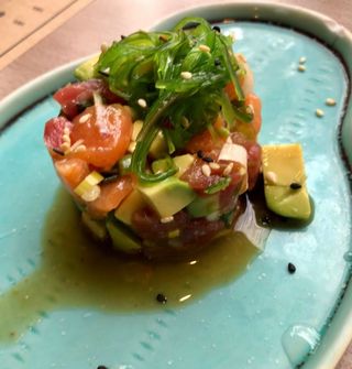 Tartar de atún y salmón 