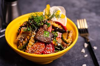 Тайский салат (1 пор.)