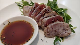 611 - Tuna tataki - 7 pezzi