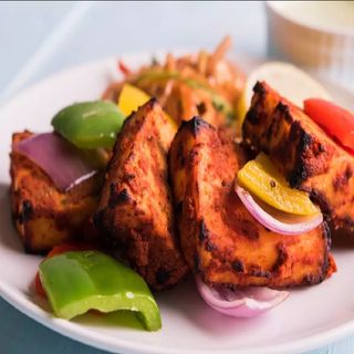 Tandoori Paneer Tikka (4 pieces)