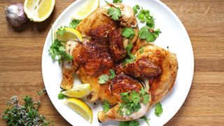 წიწილა (სოფლის) ტყემალში