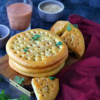 Rogni Naan