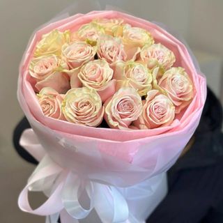 Bukiet n. 46. z Róży jasno -różowej 15 szt 