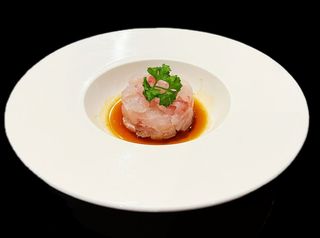 117. Tartare branzino