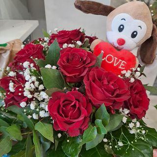 bouquet 12 rose rosse con peluche S