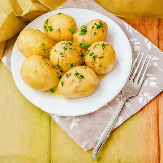 Картопля відварена із зеленню (250г)