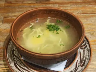 Бульйон з лапшою (300г)