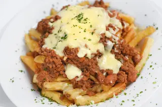 Mince Meat & Cheese Fries
