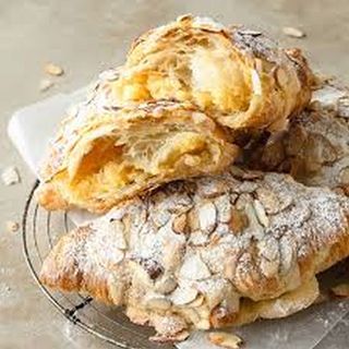 Almond croissants