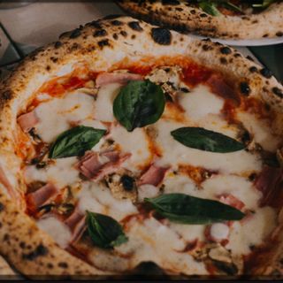 Pizza Margarita Real (Familiar)