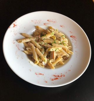 PENNE CU HRIBI