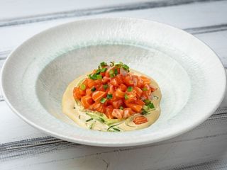 Тартар із лосося (150g)