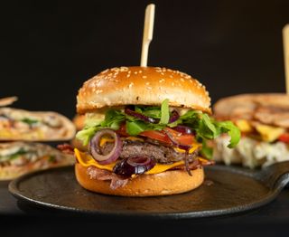 Meniu cheeseburger Cebuun