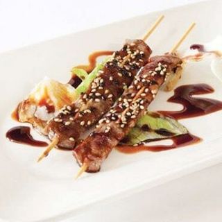 90. Spiedini di maiale 2 pezzi