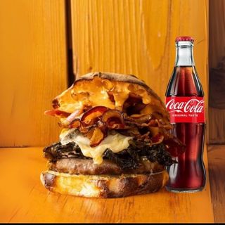 Puccia Te visciu sciupatu + Coca- Cola Vetro 33cl