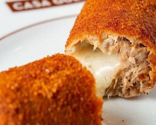 Croquete de Pernil com Queijo de Ovelha