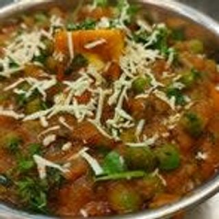 Matar paneer - dhaba style