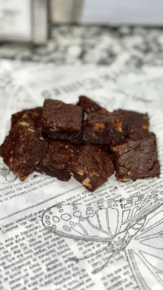 12 Mini Brownies