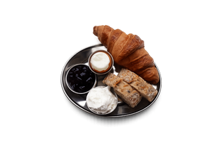 PORANEK W PARYŻU