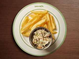 Салат з курки і картопляними діпами (180g)