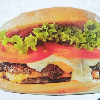 Хамбургер с едно пилешко кюфте