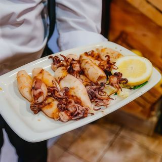 Chipirones A La Plancha