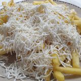 Пържени картофи със сирене (250г)