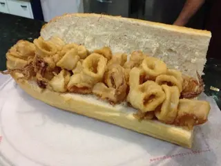 Bocadillo De Calamares