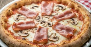 Prosciutto cotto e funghi porcini