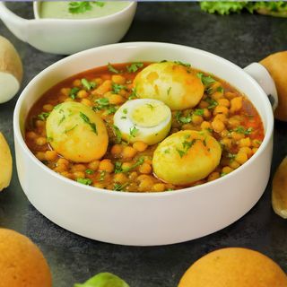 нут с яйцом/ anda chana