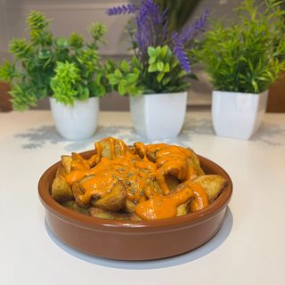 Patatas bravas